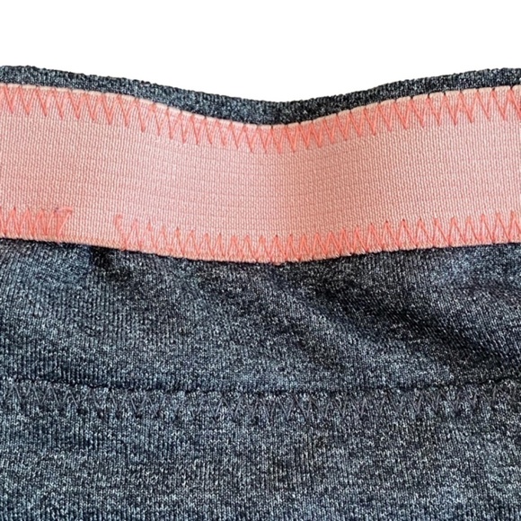 Ladies Prana athletic jacket dark grey with pink trim, thumb holes size M - Picture 11 of 14